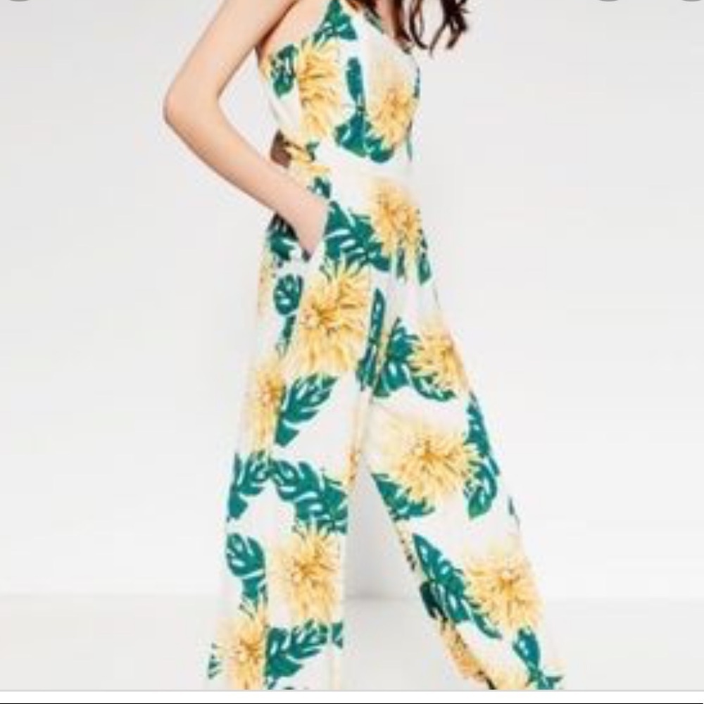 ZARA size M white multi jumpsuit flow culotte - Picture 5 of 13